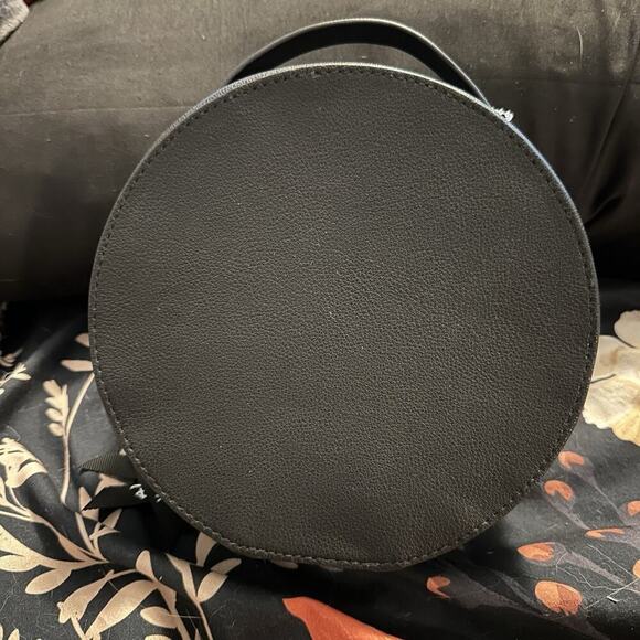 Disney Vera Bradley Snow White Cosmetic Case Retired - Picture 6 of 7